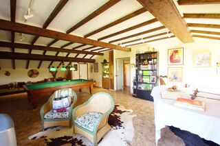  Maison � vendre 7 pi�ces 243 m� Saven�s