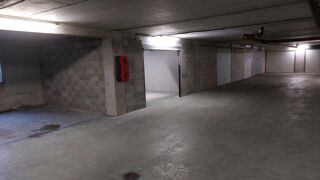  Parking / Garage à louer 19 m²