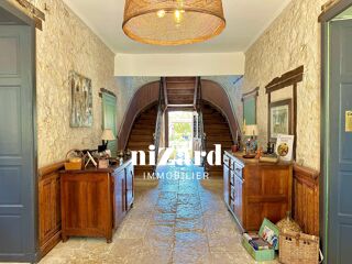  Propriété/château à vendre 15 + pièces 1800 m²