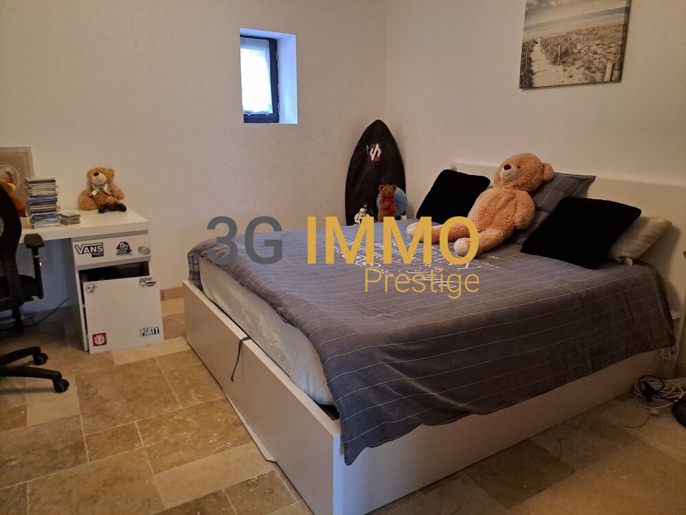 � vendre  Maison Uz�s (30700)