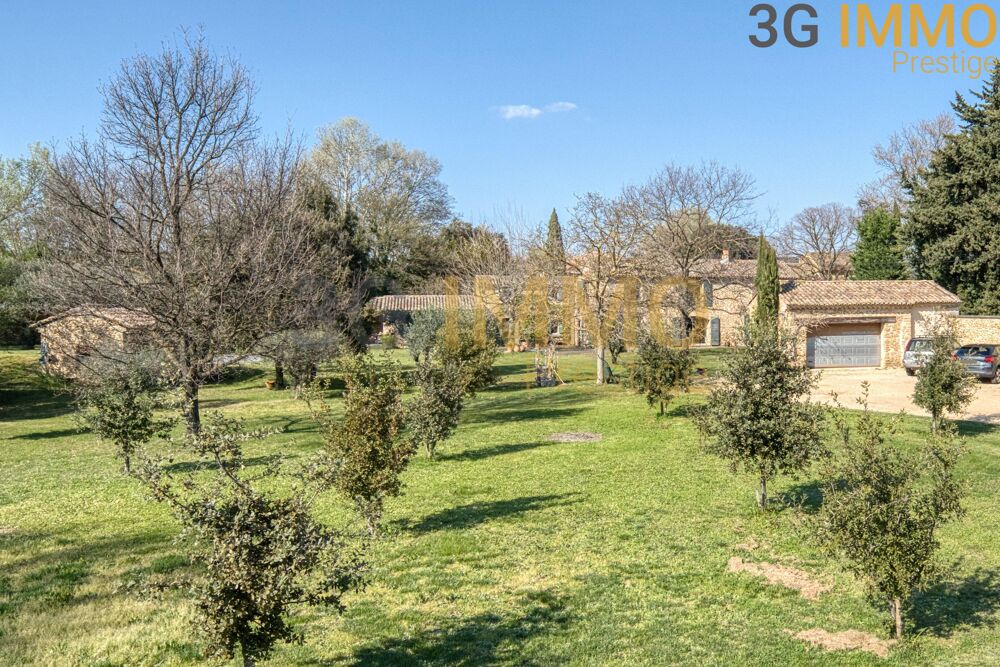 � vendre  Maison Uchaux (84100)