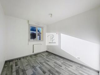  Maison  vendre 4 pices 