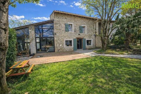   Corps de ferme 8 pi�ces Maison - 8 pi�ce(s) - 210 m�