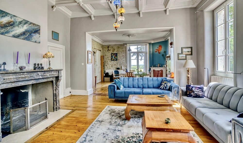 � vendre  Propri�t�/ch�teau Agen (47000)