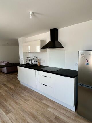  Appartement � vendre 3 pi�ces 84 m�