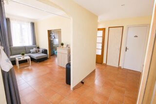  Maison à vendre 10 pièces 