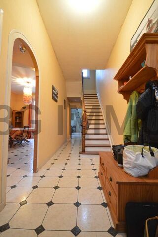  Maison  vendre 7 pices 