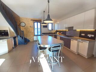  Maison à vendre 15 + pièces 457 m²