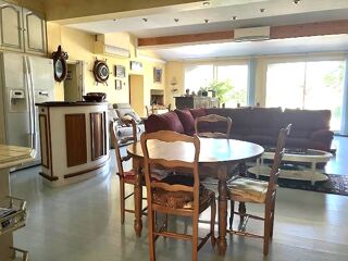  Maison � vendre 7 pi�ces 227 m�