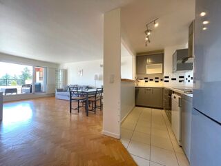  Appartement à louer 3 pièces 70 m²