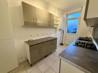  Appartement à louer 2 pièces 44 m²