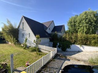  Maison  vendre 7 pices 210 m