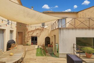  Maison  vendre 10 pices 