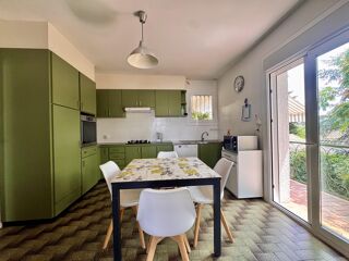  Maison  vendre 11 pices 318 m