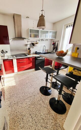  Maison à vendre 10 pièces 226 m²