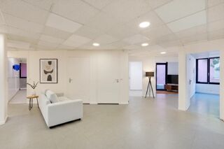  Immeuble à vendre 10 pièces 303 m²