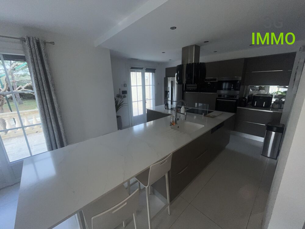 � vendre  Maison P�zenas (34120)