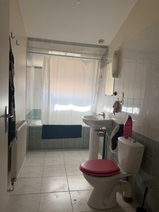  Appartement à louer 2 pièces 34 m²