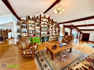  Maison à vendre 10 pièces 250 m²