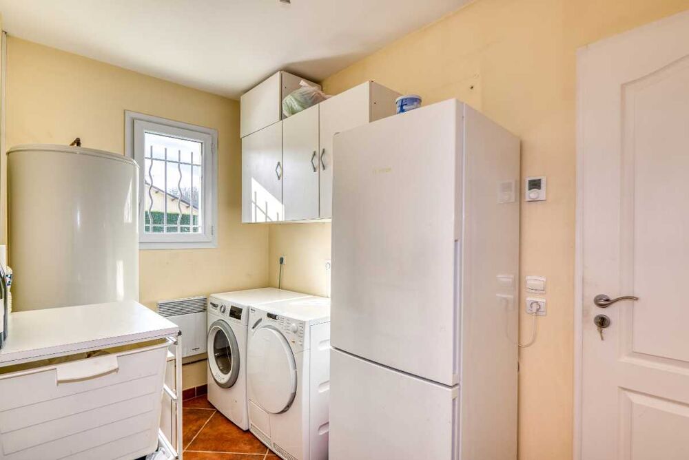  vendre  Maison Saint-Bonnet-de-Mure (69720)
