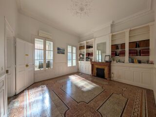  Maison à vendre 9 pièces 319 m²