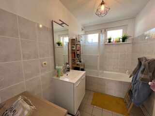  Appartement � vendre 4 pi�ces 66 m�