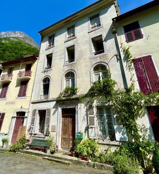  Immeuble � vendre 353 m�