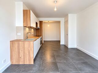  Appartement à louer 3 pièces 61 m²