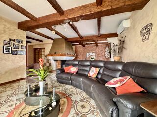  Maison  vendre 11 pices 318 m
