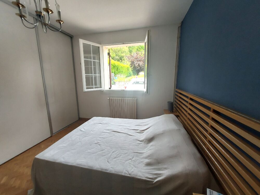 Location Maison Maison en pierre 5 pièces Bon-encontre