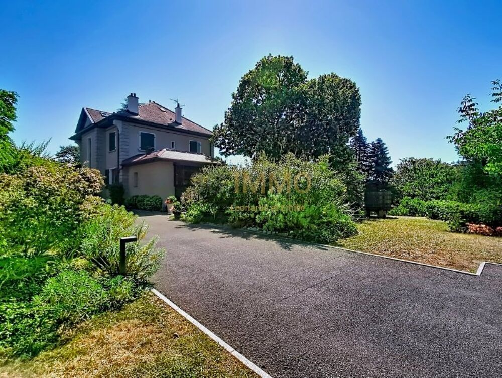 Vente Maison Maison de maître 11 pièces Ambilly