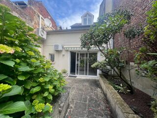  Immeuble � vendre 8 pi�ces 165 m�