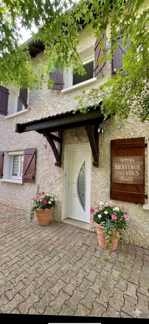   Maison 6 pièces Maison - 6 pièce(s) - 143 m²
