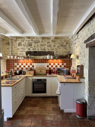  Maison à vendre 8 pièces 232 m²