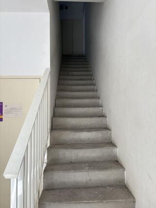  Immeuble à vendre 15 + pièces 340 m² Saint-claude