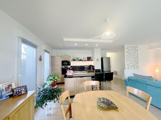  Appartement à vendre 3 pièces 77 m²