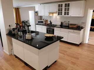  Maison � vendre 8 pi�ces 216 m�