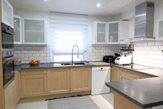  Maison  vendre 7 pices 192 m