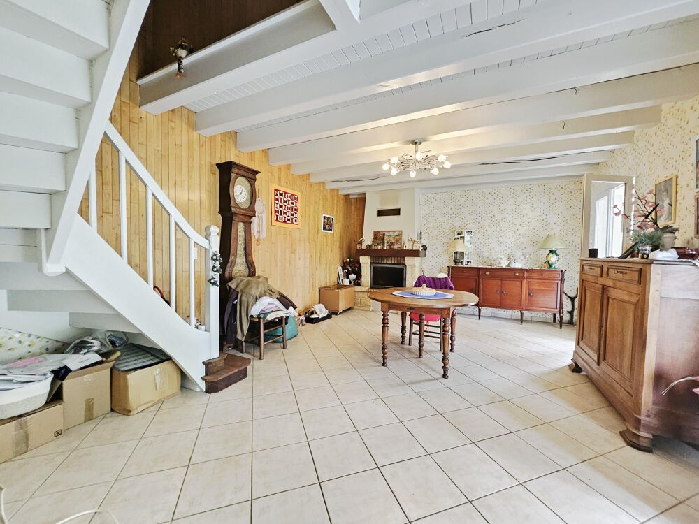 Vente Maison Corps de ferme 7 pièces Saint-saud-lacoussière