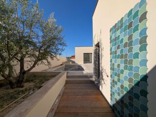  Maison 5 pi�ces 130 m� P�zenas