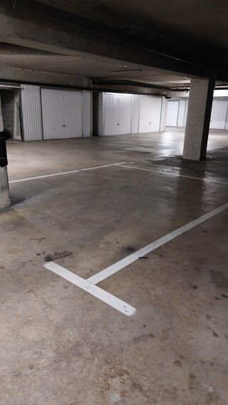  Parking / Garage � vendre 60 m�