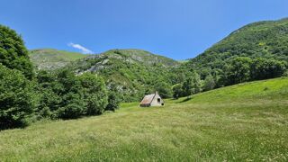  Maison  vendre 4 pices 277 m