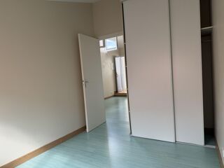  Appartement à louer 2 pièces 34 m²