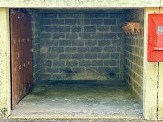  Parking / Garage  vendre 14 m