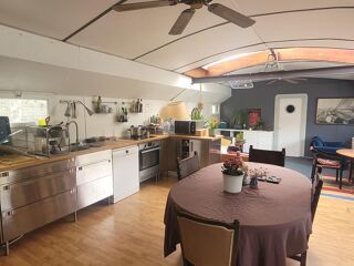  Péniche à vendre 6 pièces 146 m²