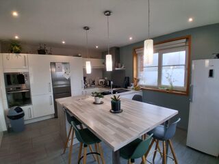  Maison  vendre 6 pices 