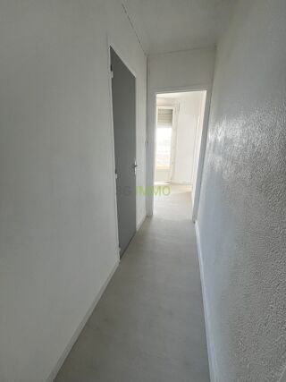  Appartement à louer 4 pièces 67 m²