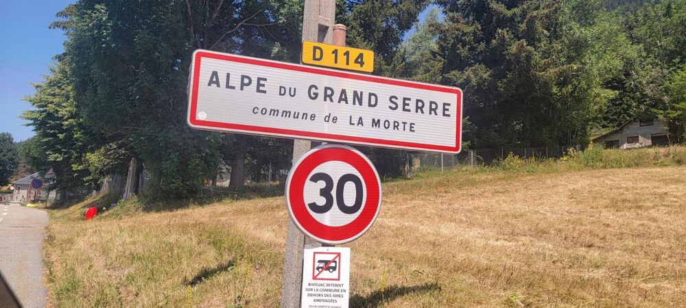 Vente Terrain Vente murs pro Résidence de tourisme à La morte La morte