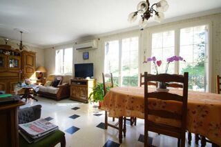  Maison � vendre 4 pi�ces  Cast�ra-verduzan