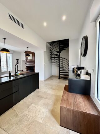  Maison � vendre 8 pi�ces 277 m�